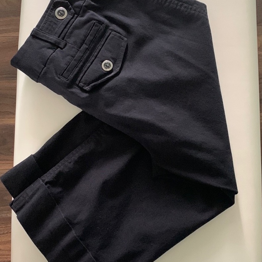 Capri length comfortable black pants